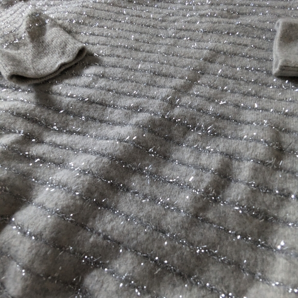 Nordstrom Metallic Stripe sweater, drop shoulder, grey & silver, Women's M - Picture 14 of 16